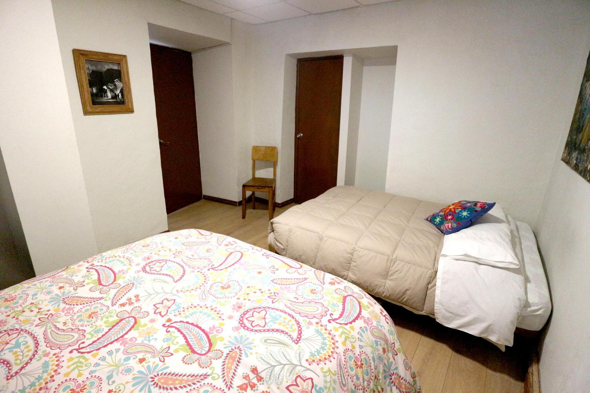 Central Plaza Apartment *